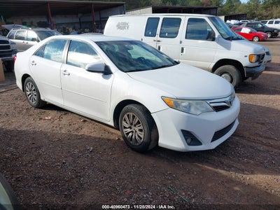 TOYOTA CAMRY 2012