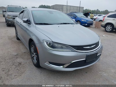 CHRYSLER 200 2015