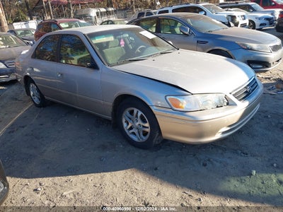 TOYOTA CAMRY 2001