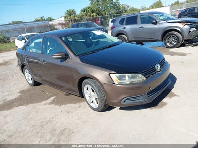 VOLKSWAGEN JETTA 2011