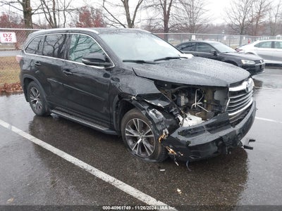 TOYOTA HIGHLANDER 2016