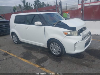 SCION XB 2014