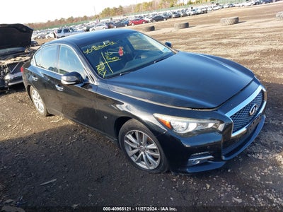 INFINITI Q50 2015