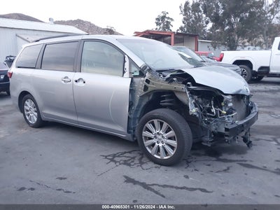 TOYOTA SIENNA 2017