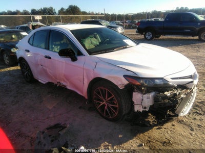 TOYOTA CAMRY 2024