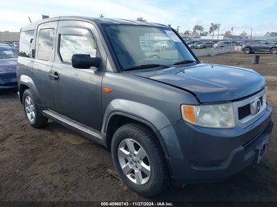 HONDA ELEMENT 2011