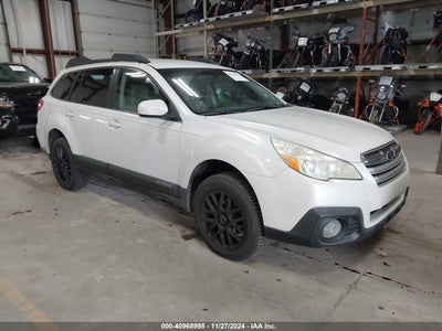 SUBARU OUTBACK 2013