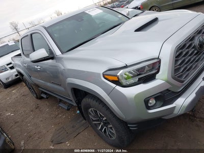 TOYOTA TACOMA 2022