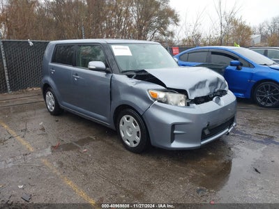SCION XB 2012