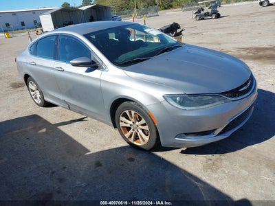 CHRYSLER 200 2015