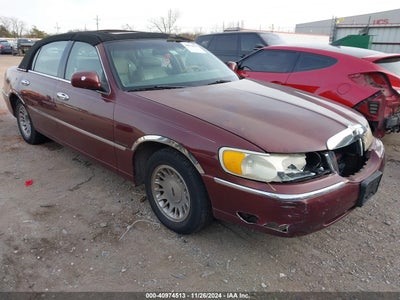 LINCOLN TOWN CAR 2000