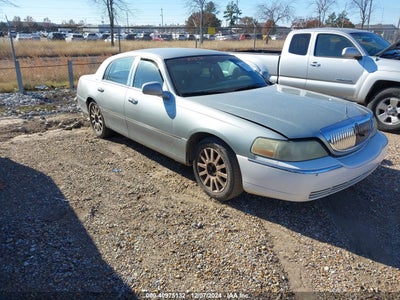 LINCOLN TOWN CAR 2007