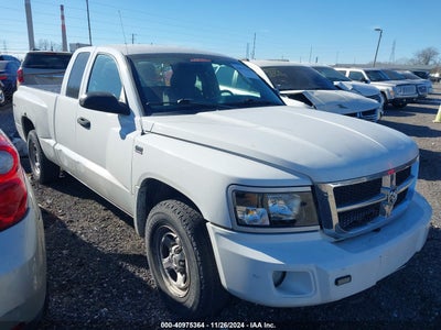 RAM DAKOTA 2011