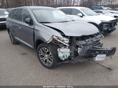 MITSUBISHI OUTLANDER 2018