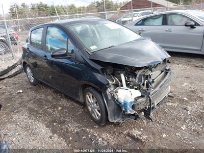 TOYOTA YARIS 2015