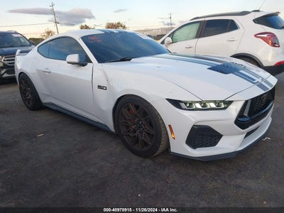 FORD MUSTANG 2024