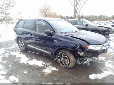 MITSUBISHI OUTLANDER 2016