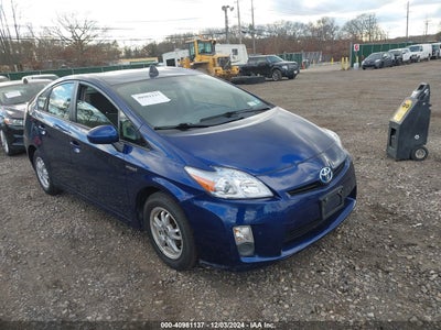 TOYOTA PRIUS 2011
