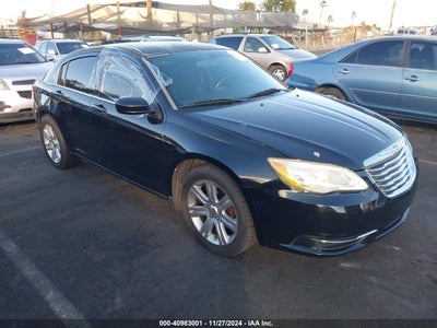 CHRYSLER 200 2011