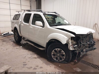 NISSAN FRONTIER 2014