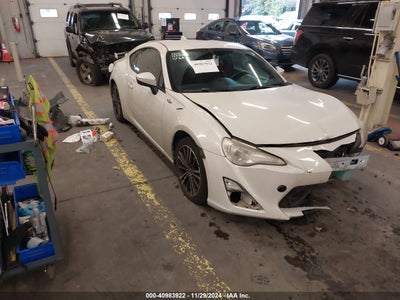 SCION FR-S 2015