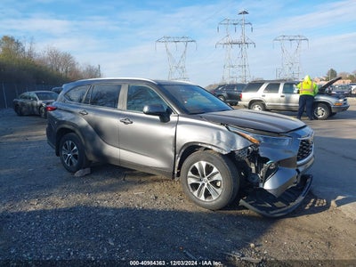 TOYOTA HIGHLANDER 2023