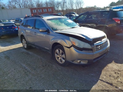 SUBARU OUTBACK 2010