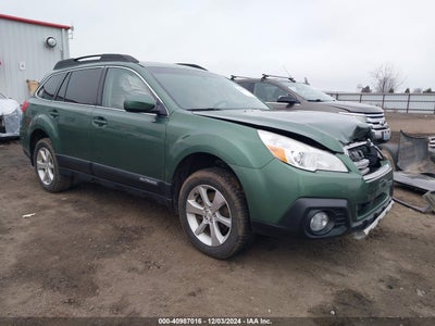 SUBARU OUTBACK 2013