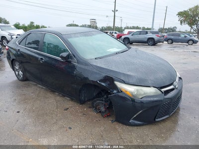 TOYOTA CAMRY 2015