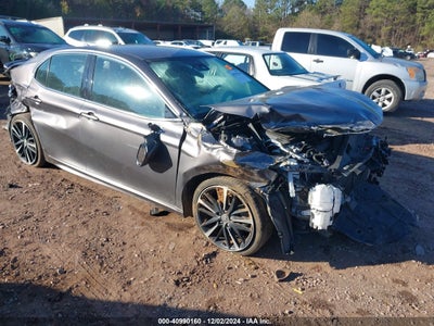 TOYOTA CAMRY 2020