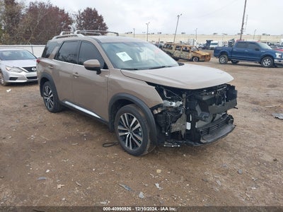 NISSAN PATHFINDER 2024