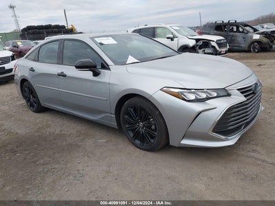 TOYOTA AVALON 2022