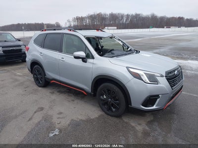 SUBARU FORESTER 2024