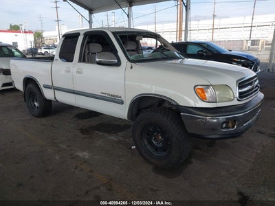 TOYOTA TUNDRA 2002