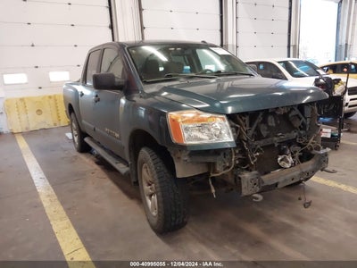 NISSAN TITAN 2014