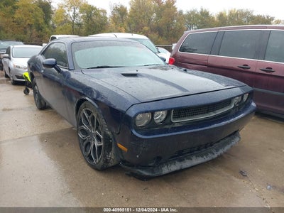 DODGE CHALLENGER 2013
