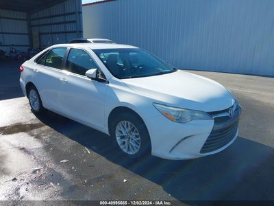 TOYOTA CAMRY 2017