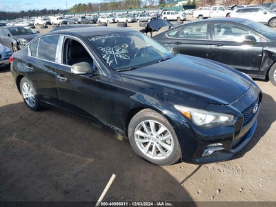 INFINITI Q50 2015