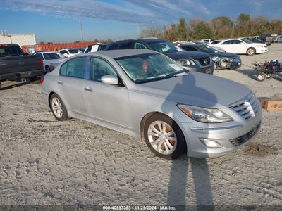 HYUNDAI GENESIS 2013