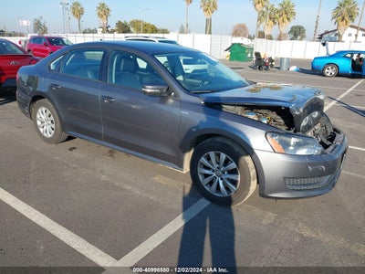 VOLKSWAGEN PASSAT 2015