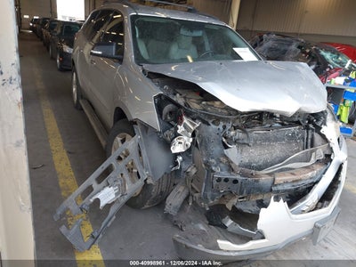 CHEVROLET TRAVERSE 2011