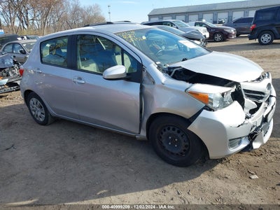 TOYOTA YARIS 2013