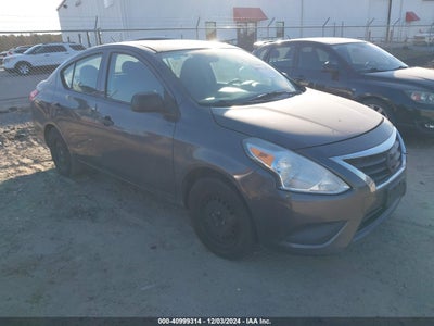 NISSAN VERSA 2015