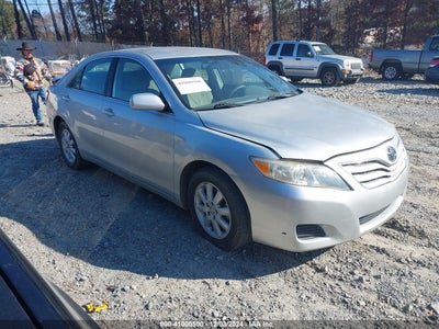 TOYOTA CAMRY 2011