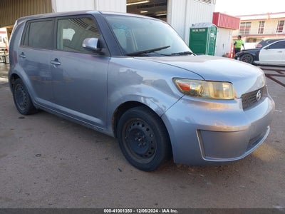 SCION XB 2010