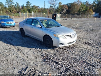 TOYOTA CAMRY 2011