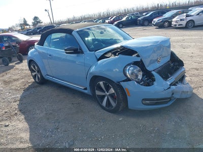 VOLKSWAGEN BEETLE 2013