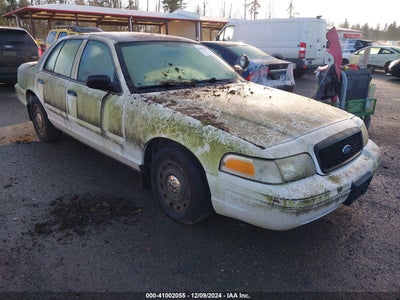 FORD CROWN VICTORIA 2004