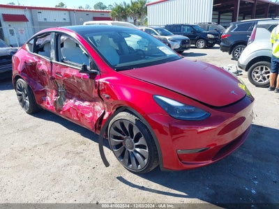 TESLA MODEL Y 2024