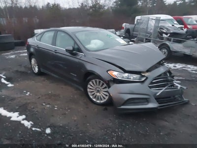 FORD FUSION HYBRID 2015